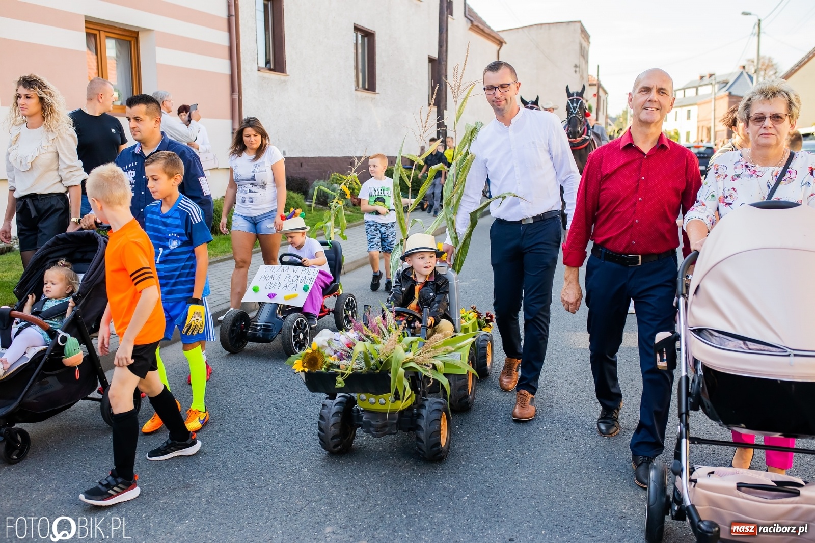 Zdjęcie w galerii na portalu naszraciborz.pl: Rolnicy ze Studziennej podziękowali za plony [FOTO i WIDEO] wiadomości z regionu