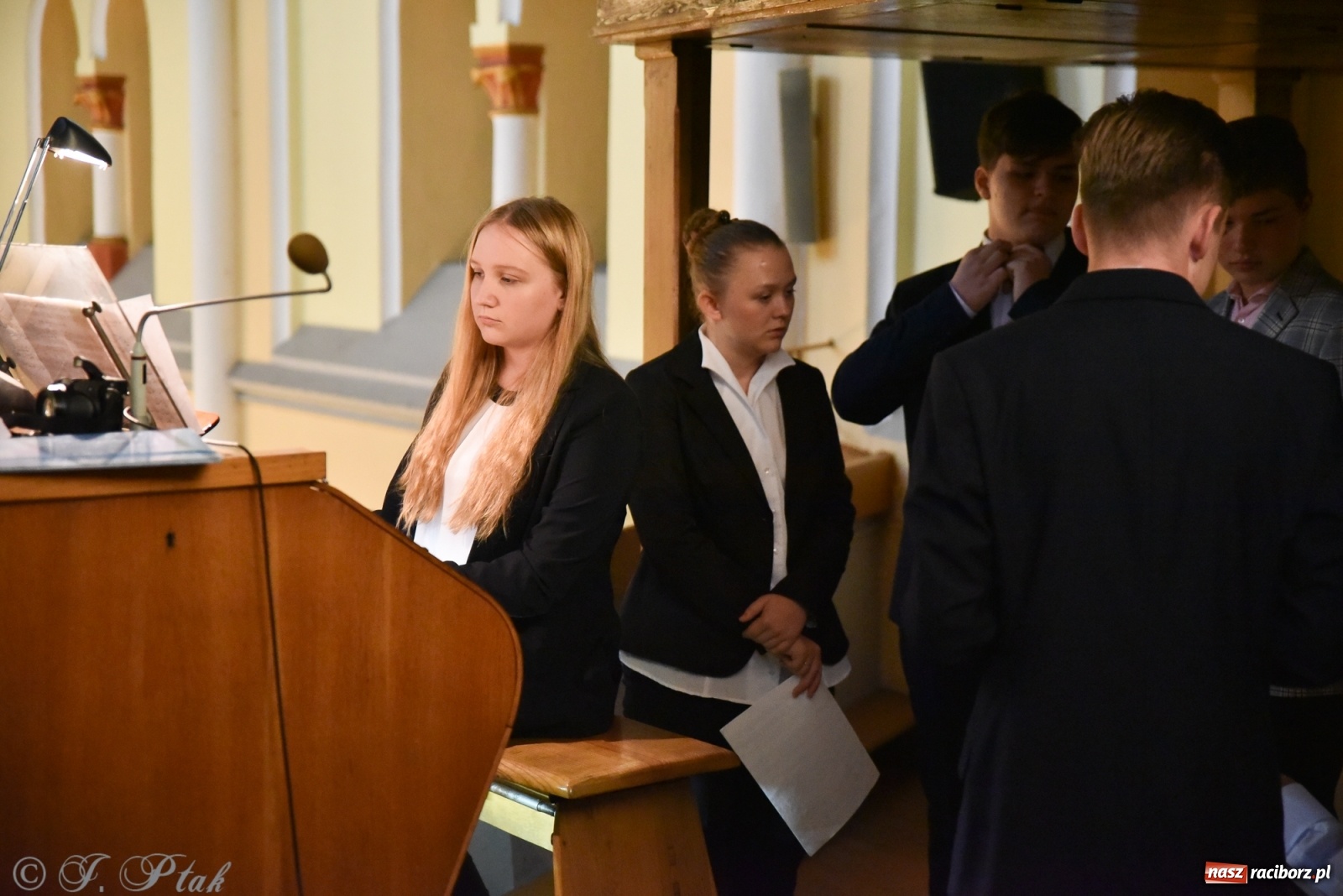 Zdjęcie w galerii na portalu naszraciborz.pl: Młodzi wirtuozi organów zagrali na Ostrogu wiadomości z regionu