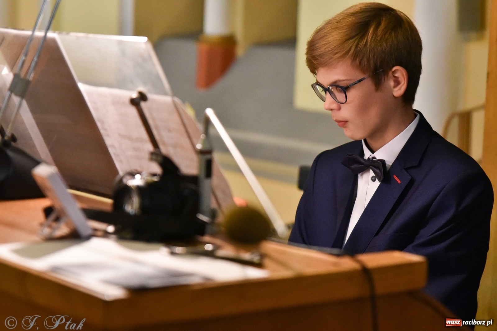 Zdjęcie w galerii na portalu naszraciborz.pl: Młodzi wirtuozi organów zagrali na Ostrogu wiadomości z regionu