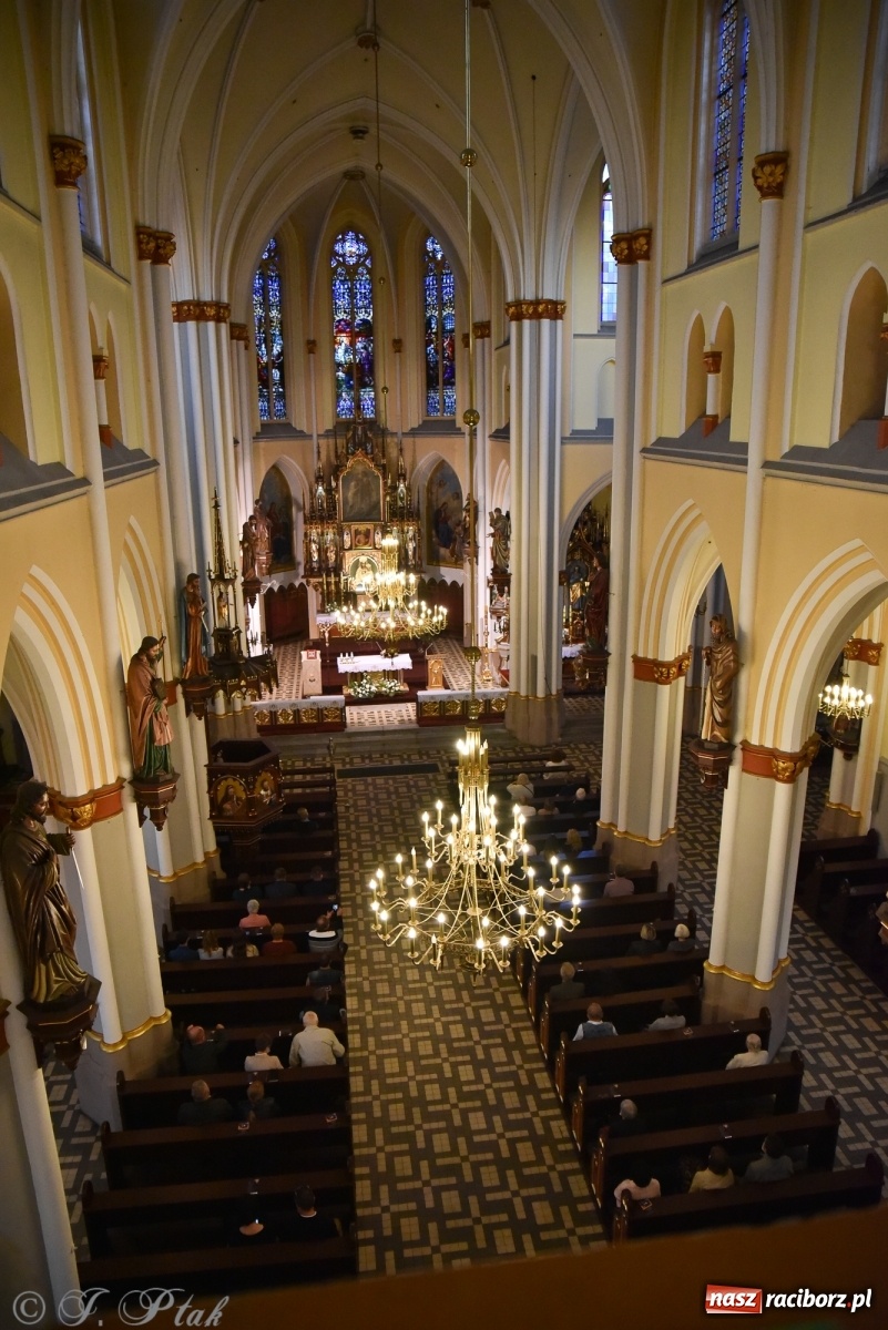 Zdjęcie w galerii na portalu naszraciborz.pl: Młodzi wirtuozi organów zagrali na Ostrogu wiadomości z regionu