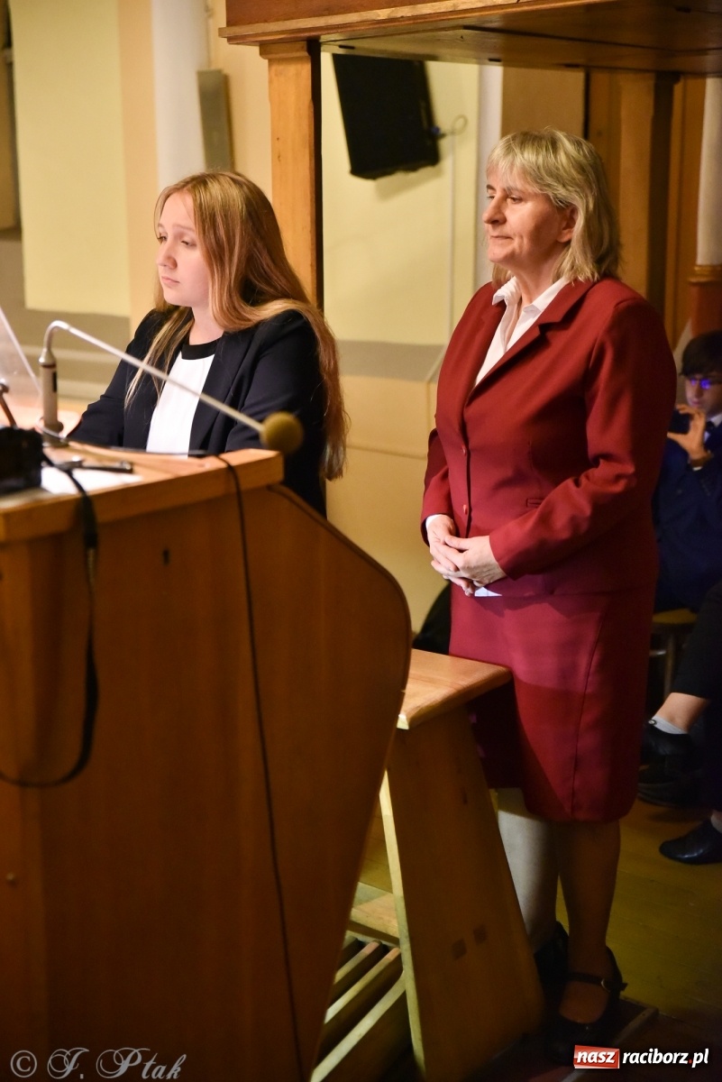 Zdjęcie w galerii na portalu naszraciborz.pl: Młodzi wirtuozi organów zagrali na Ostrogu wiadomości z regionu