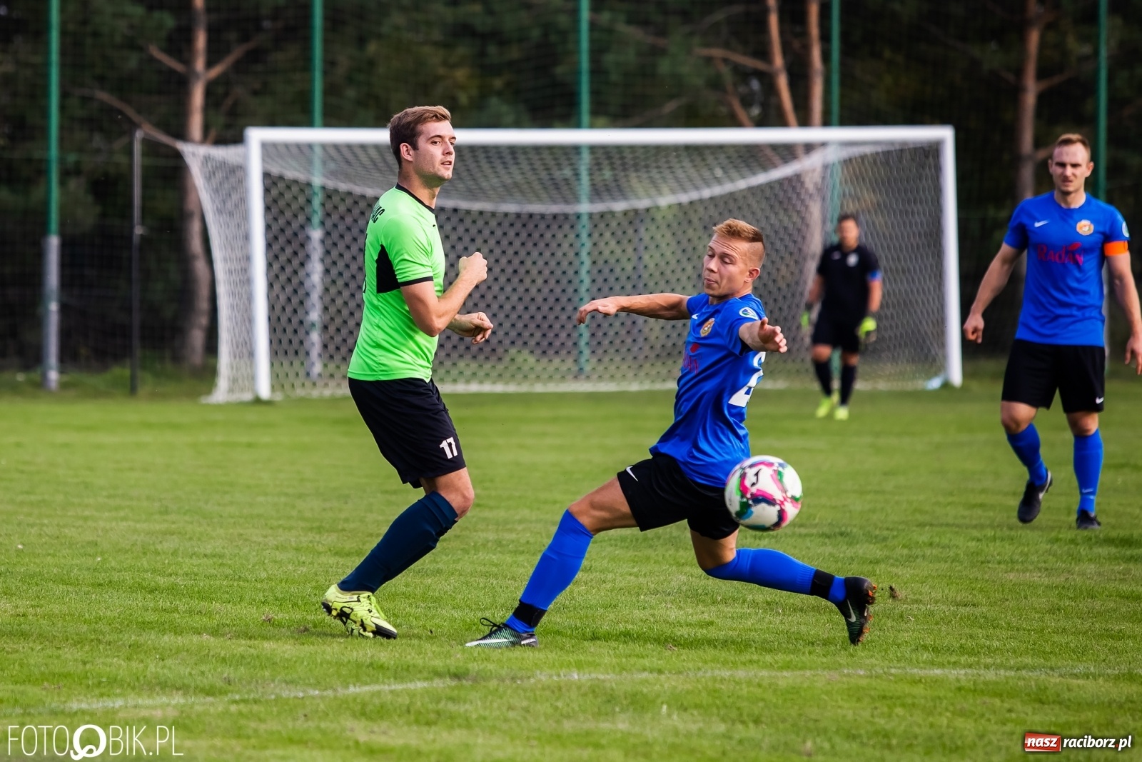 Zdjęcie w galerii na portalu naszraciborz.pl: Bezproblemowe zwycięstwo Kornowaca [FOTO] wiadomości z regionu