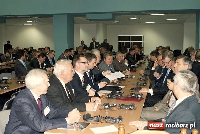 Zdjęcie w galerii na portalu naszraciborz.pl: Energetycy obradowali w Szczyrku wiadomości z regionu