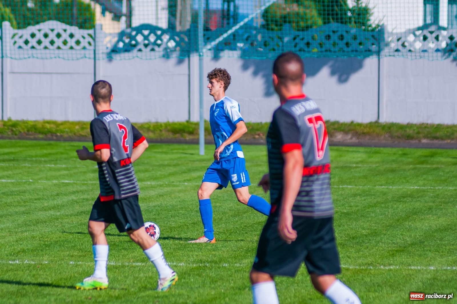 Zdjęcie w galerii na portalu naszraciborz.pl: Podział punktów w derbach powiatu. Poprzeczka uratowała Tworków [FOTO] wiadomości z regionu