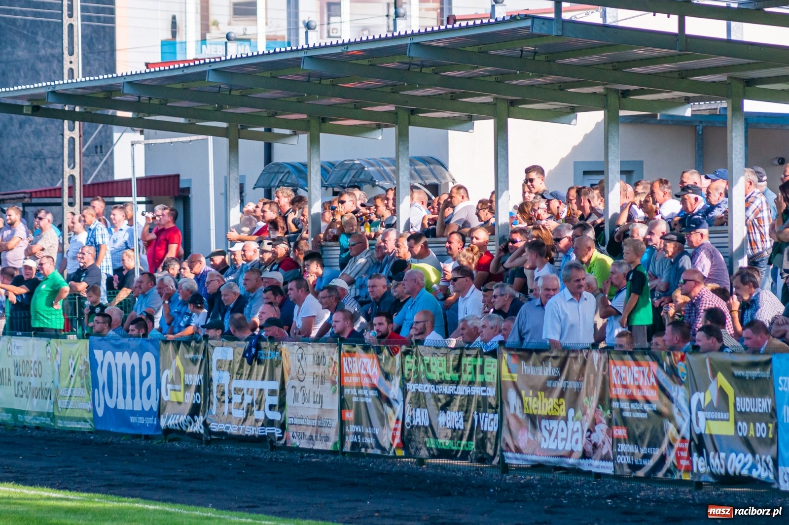Zdjęcie w galerii na portalu naszraciborz.pl: Podział punktów w derbach powiatu. Poprzeczka uratowała Tworków [FOTO] wiadomości z regionu