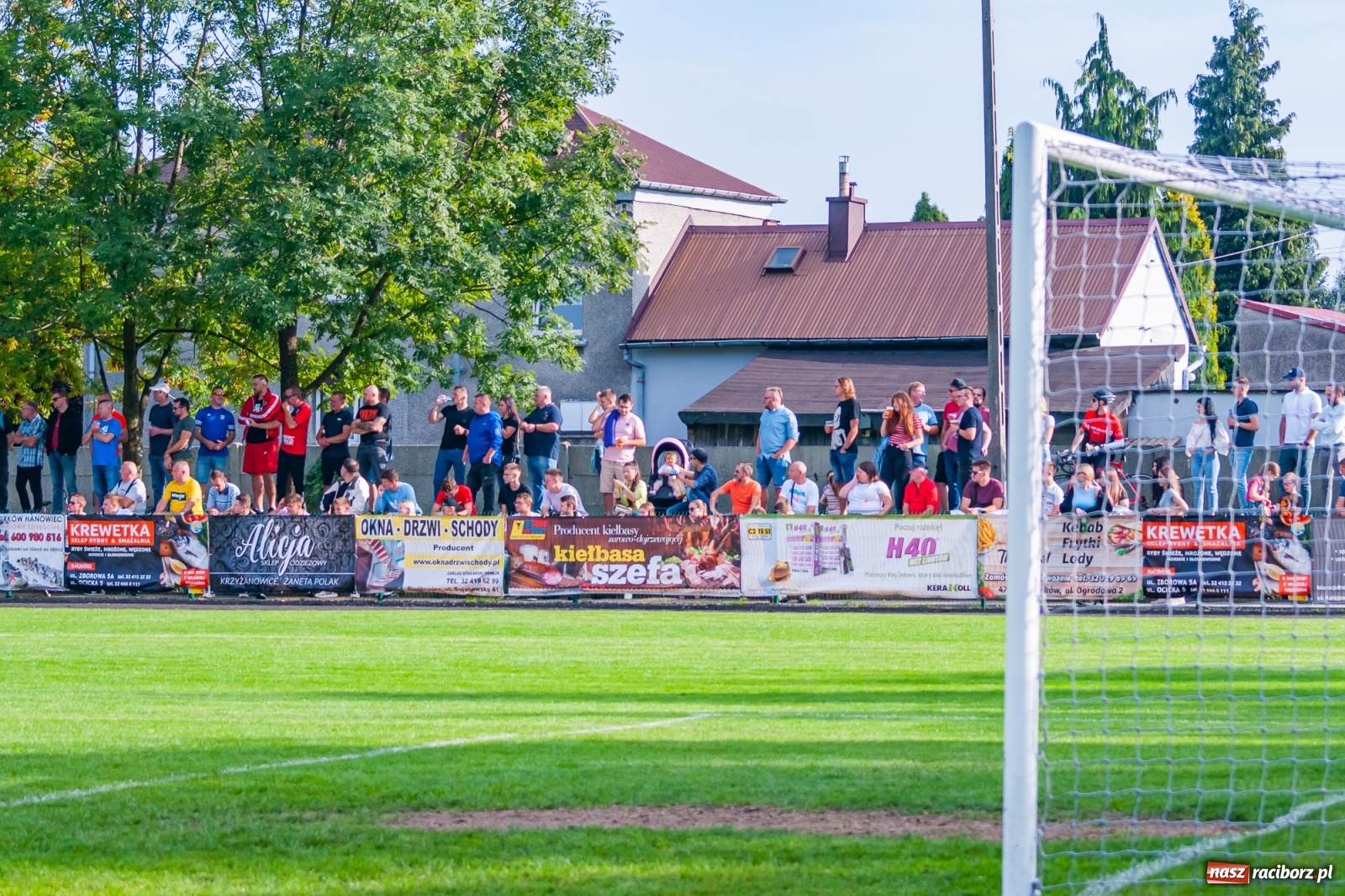 Zdjęcie w galerii na portalu naszraciborz.pl: Podział punktów w derbach powiatu. Poprzeczka uratowała Tworków [FOTO] wiadomości z regionu