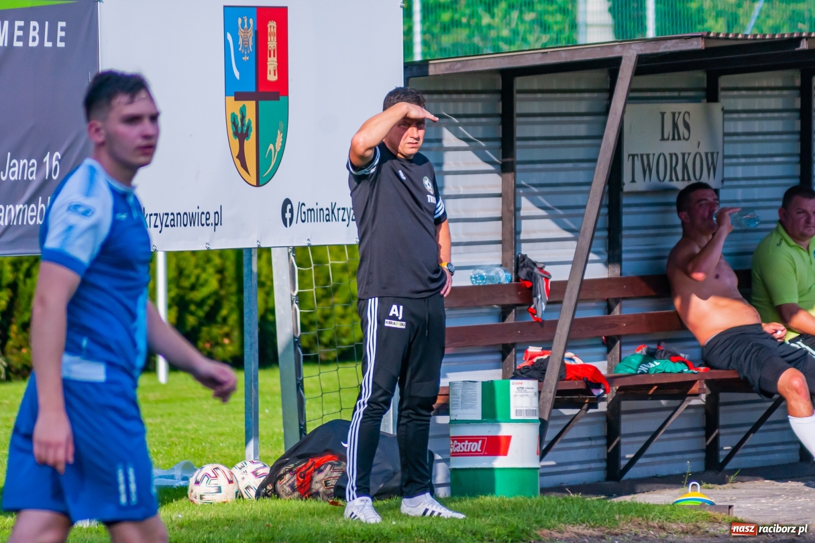 Zdjęcie w galerii na portalu naszraciborz.pl: Podział punktów w derbach powiatu. Poprzeczka uratowała Tworków [FOTO] wiadomości z regionu