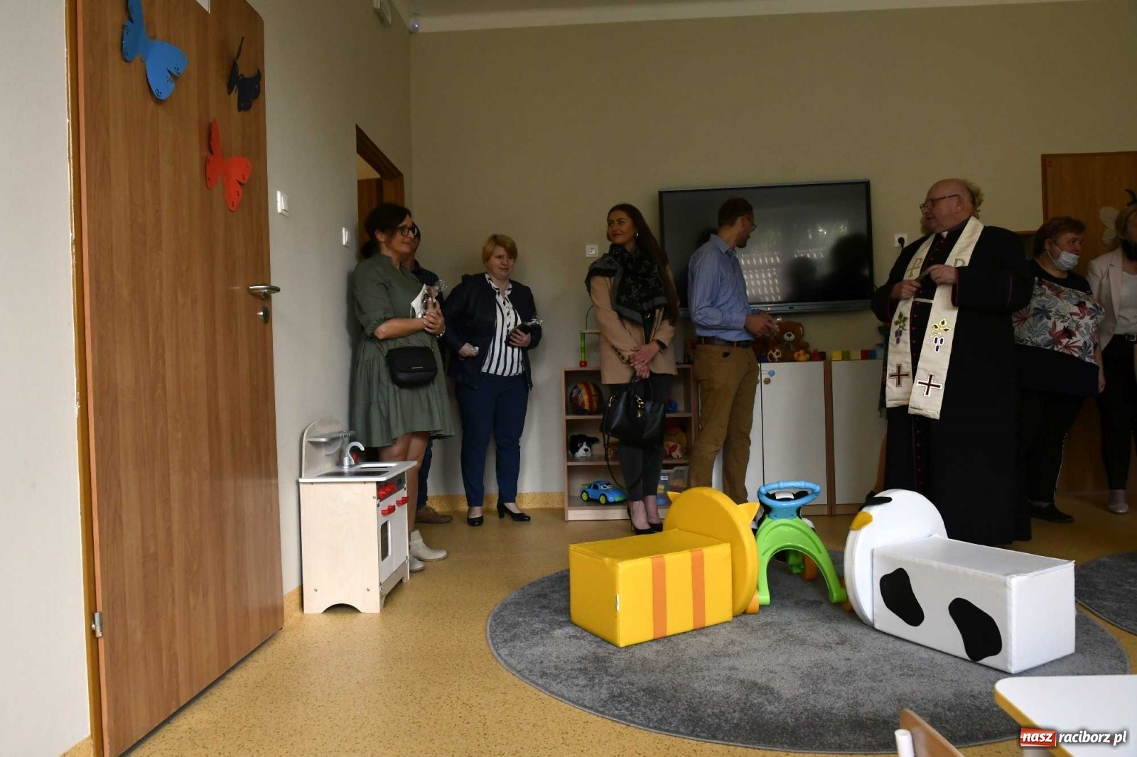 Zdjęcie w galerii na portalu naszraciborz.pl: W Cyprzanowie otwarto Klub Malucha Szkrabek wiadomości z regionu