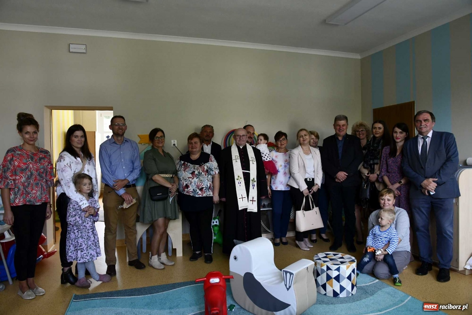 Zdjęcie w galerii na portalu naszraciborz.pl: W Cyprzanowie otwarto Klub Malucha Szkrabek wiadomości z regionu