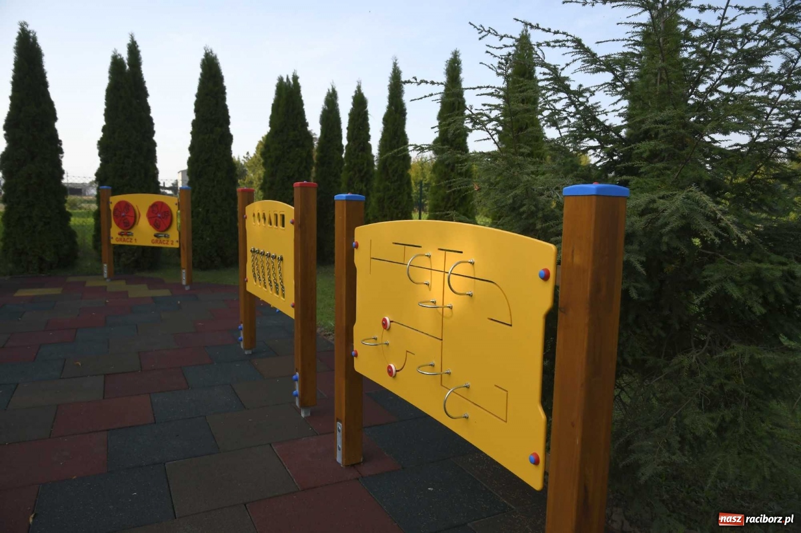 Zdjęcie w galerii na portalu naszraciborz.pl: W Cyprzanowie otwarto Klub Malucha Szkrabek wiadomości z regionu