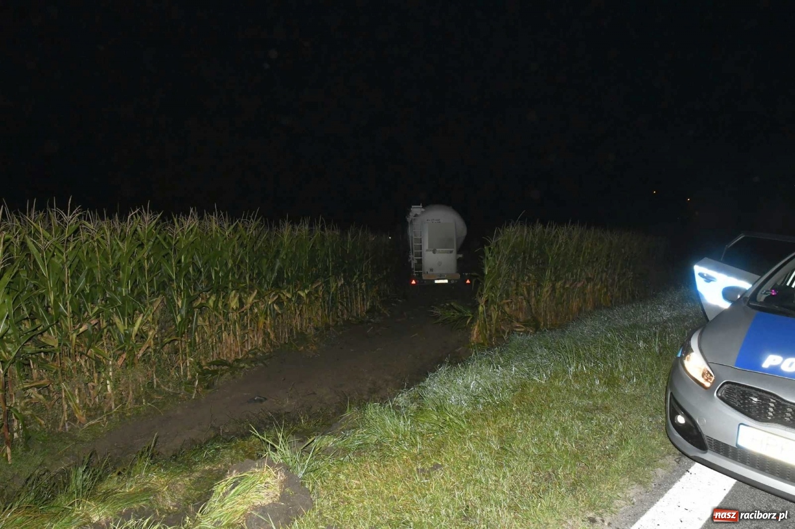 Zdjęcie w galerii na portalu naszraciborz.pl: DK 45 Racibórz-Opole. Tragiczny wypadek w Rudniku wiadomości z regionu