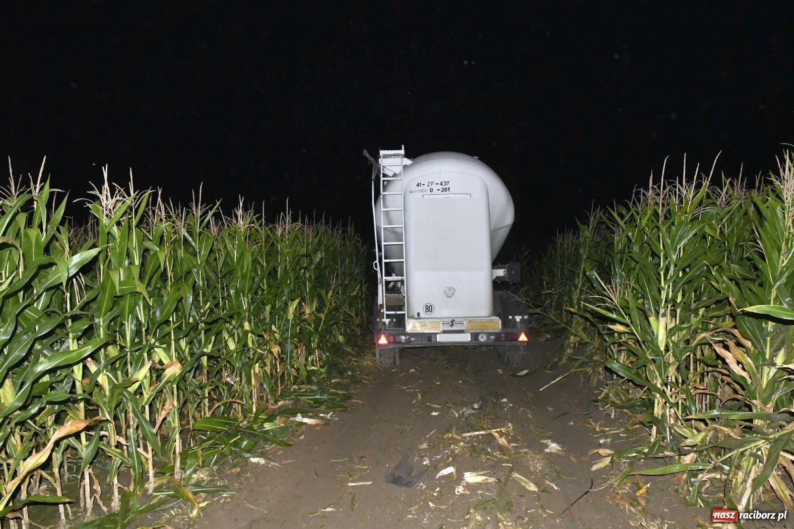 Zdjęcie w galerii na portalu naszraciborz.pl: DK 45 Racibórz-Opole. Tragiczny wypadek w Rudniku wiadomości z regionu