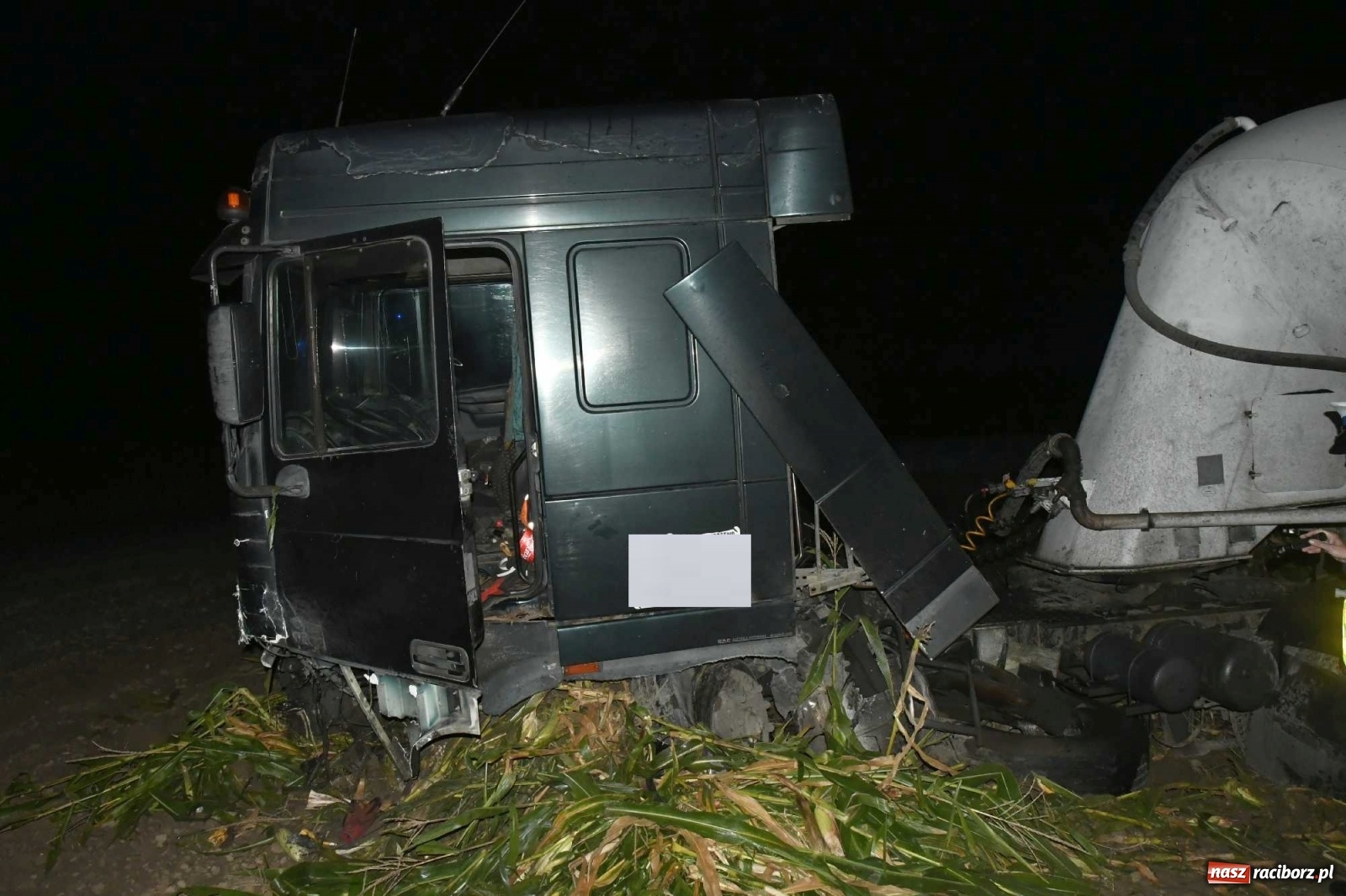 Zdjęcie w galerii na portalu naszraciborz.pl: DK 45 Racibórz-Opole. Tragiczny wypadek w Rudniku wiadomości z regionu