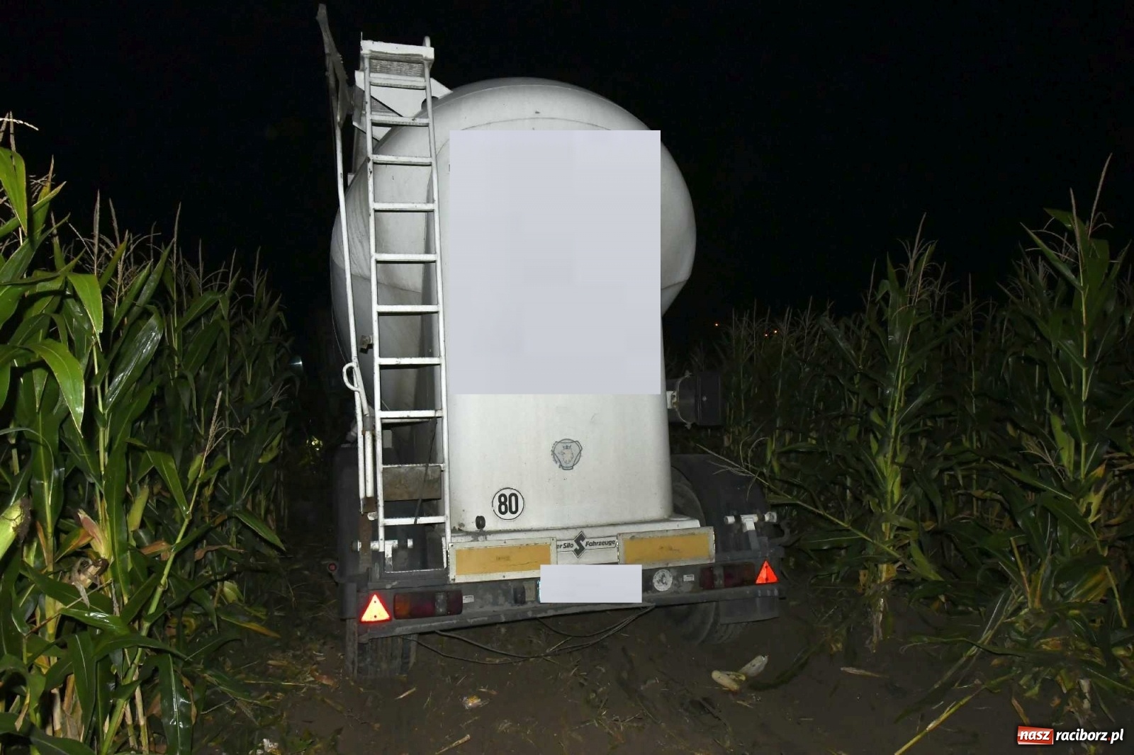 Zdjęcie w galerii na portalu naszraciborz.pl: DK 45 Racibórz-Opole. Tragiczny wypadek w Rudniku wiadomości z regionu