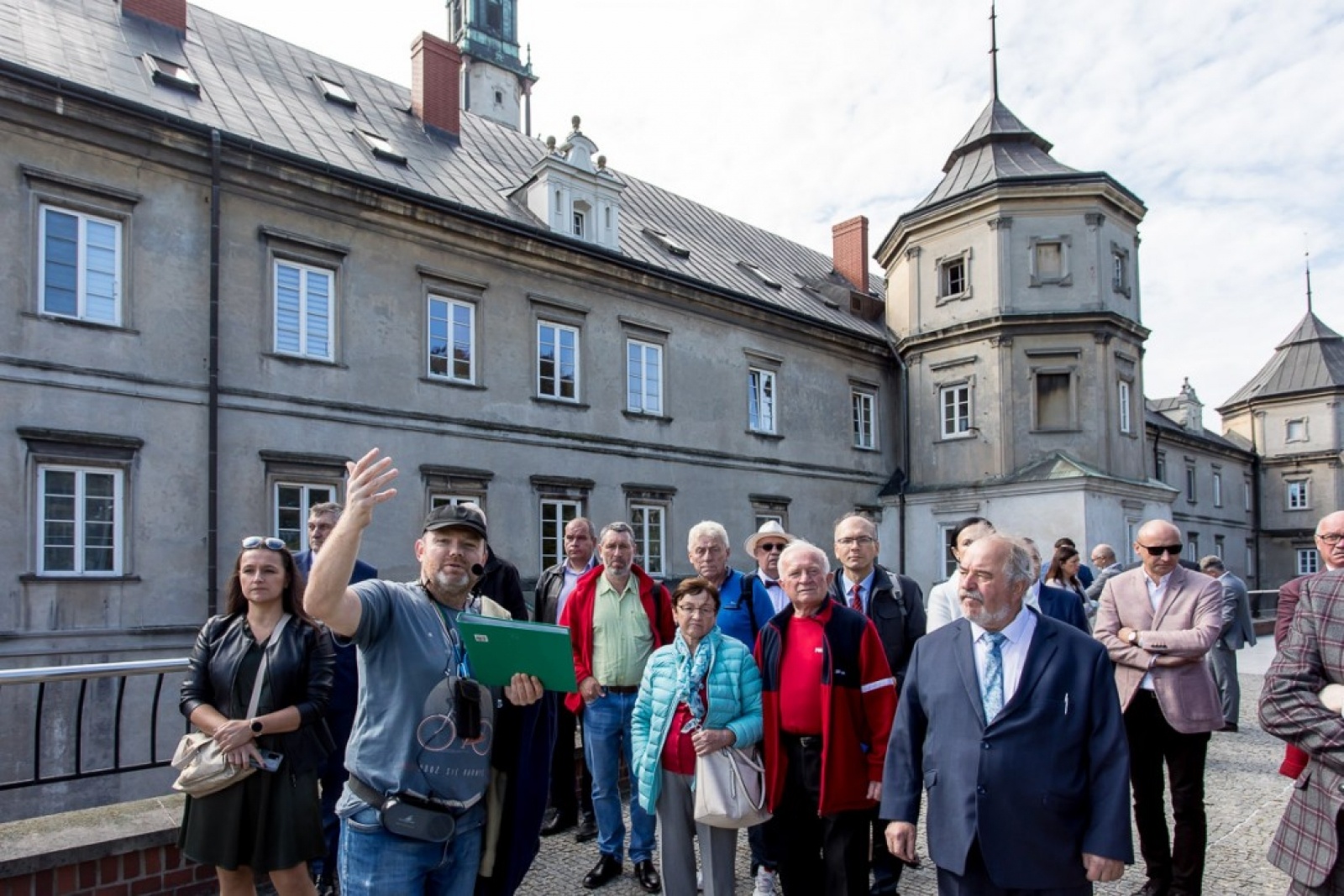 Zdjęcie w galerii na portalu naszraciborz.pl: Wojewódzkie obchody Światowego Dnia Turystyki na Jasnej Górze. Starosta raciborski osobowością roku wiadomości z regionu