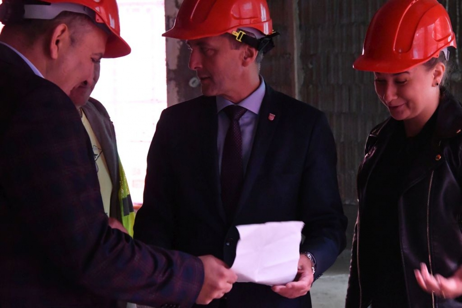 Zdjęcie w galerii na portalu naszraciborz.pl: Pną się do góry żłobka mury. Trwają zapisy do nowej placówki wiadomości z regionu