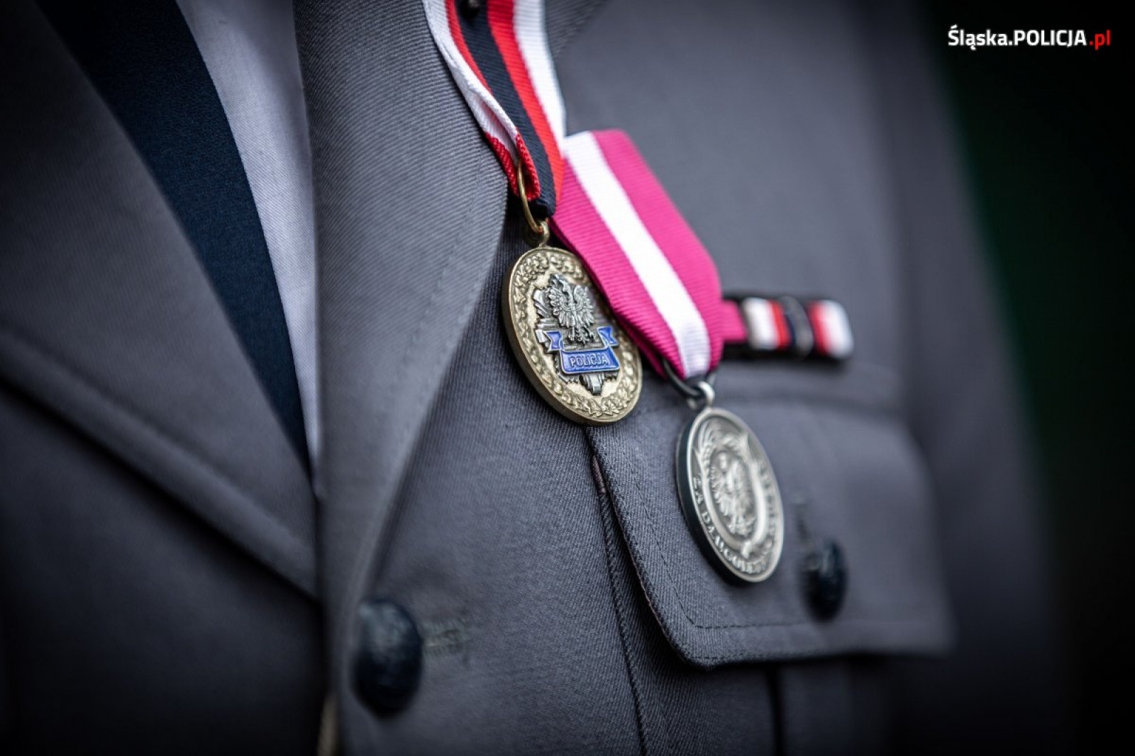 Zdjęcie w galerii na portalu naszraciborz.pl: Ponad stu nowych śląskich policjantów złożyło ślubowanie wiadomości z regionu