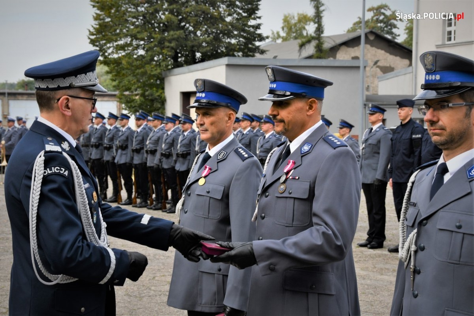 Zdjęcie w galerii na portalu naszraciborz.pl: Ponad stu nowych śląskich policjantów złożyło ślubowanie wiadomości z regionu