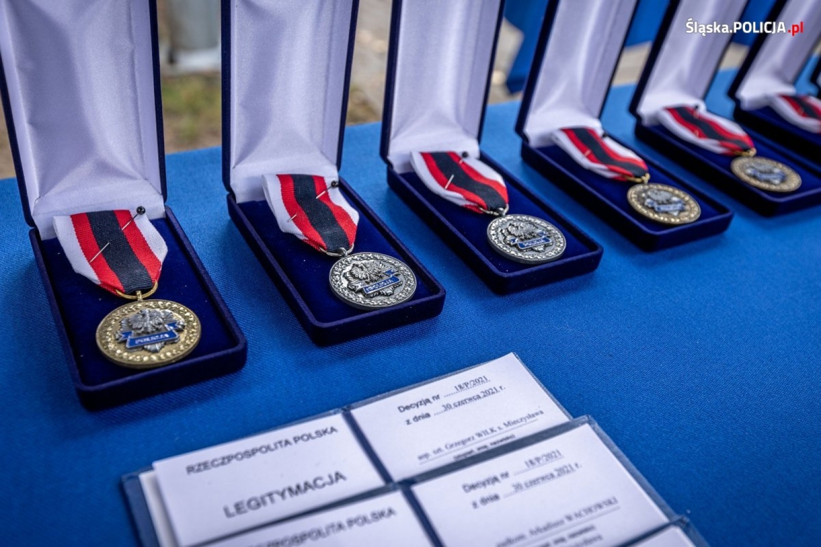 Zdjęcie w galerii na portalu naszraciborz.pl: Ponad stu nowych śląskich policjantów złożyło ślubowanie wiadomości z regionu