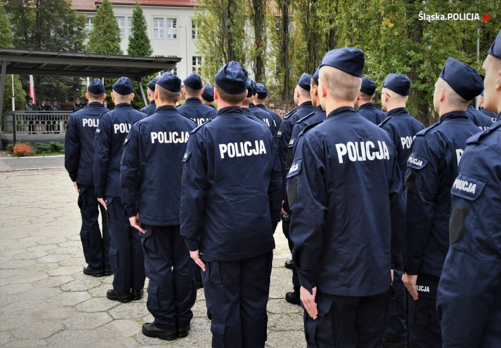 Zdjęcie w galerii na portalu naszraciborz.pl: Ponad stu nowych śląskich policjantów złożyło ślubowanie wiadomości z regionu