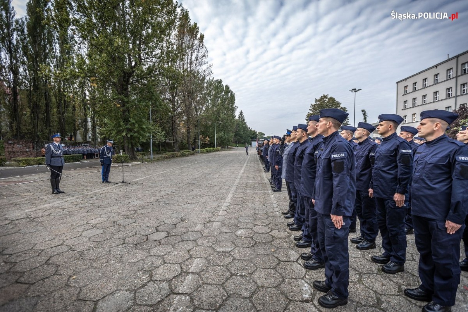 Zdjęcie w galerii na portalu naszraciborz.pl: Ponad stu nowych śląskich policjantów złożyło ślubowanie wiadomości z regionu