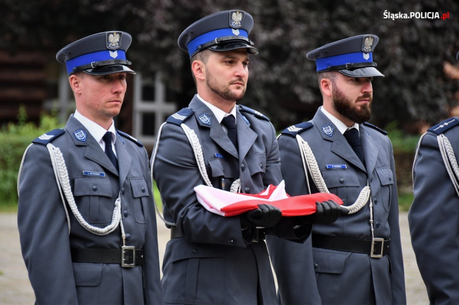 Zdjęcie w galerii na portalu naszraciborz.pl: Ponad stu nowych śląskich policjantów złożyło ślubowanie wiadomości z regionu