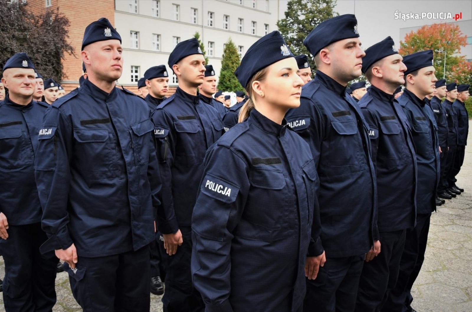 Zdjęcie w galerii na portalu naszraciborz.pl: Ponad stu nowych śląskich policjantów złożyło ślubowanie wiadomości z regionu