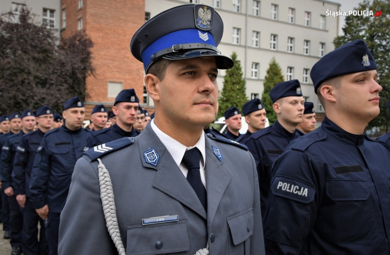 Zdjęcie w galerii na portalu naszraciborz.pl: Ponad stu nowych śląskich policjantów złożyło ślubowanie wiadomości z regionu