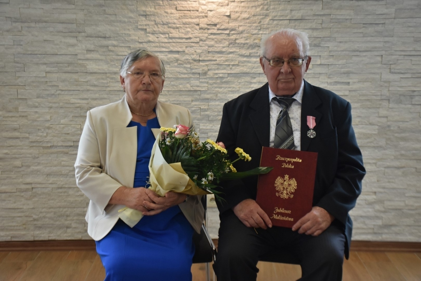 Zdjęcie w galerii na portalu naszraciborz.pl: Złote Gody w gm. Krzyżanowice. Medale wręczono w Rudyszwałdzie wiadomości z regionu