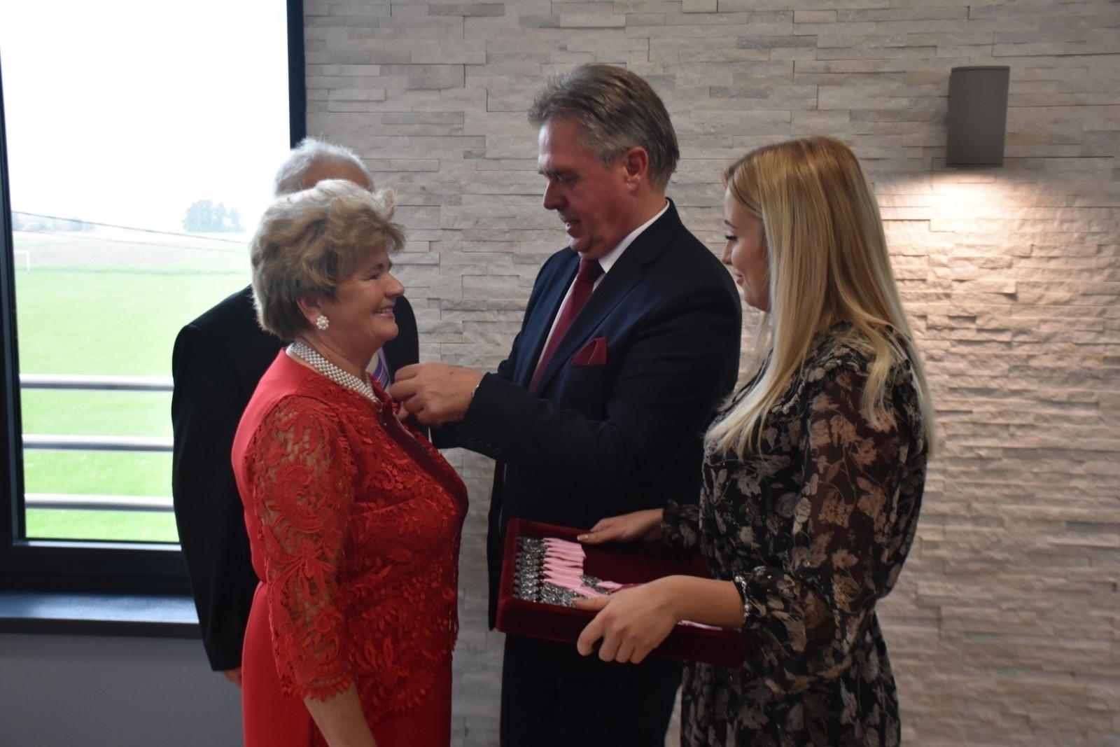 Zdjęcie w galerii na portalu naszraciborz.pl: Złote Gody w gm. Krzyżanowice. Medale wręczono w Rudyszwałdzie wiadomości z regionu