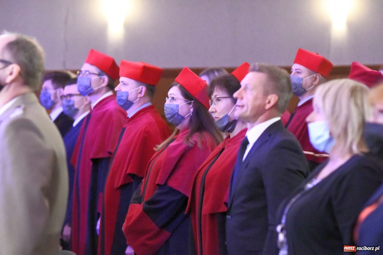 Zdjęcie w galerii na portalu naszraciborz.pl: W RCK zainaugurowano rok akademicki w PWSZ wiadomości z regionu