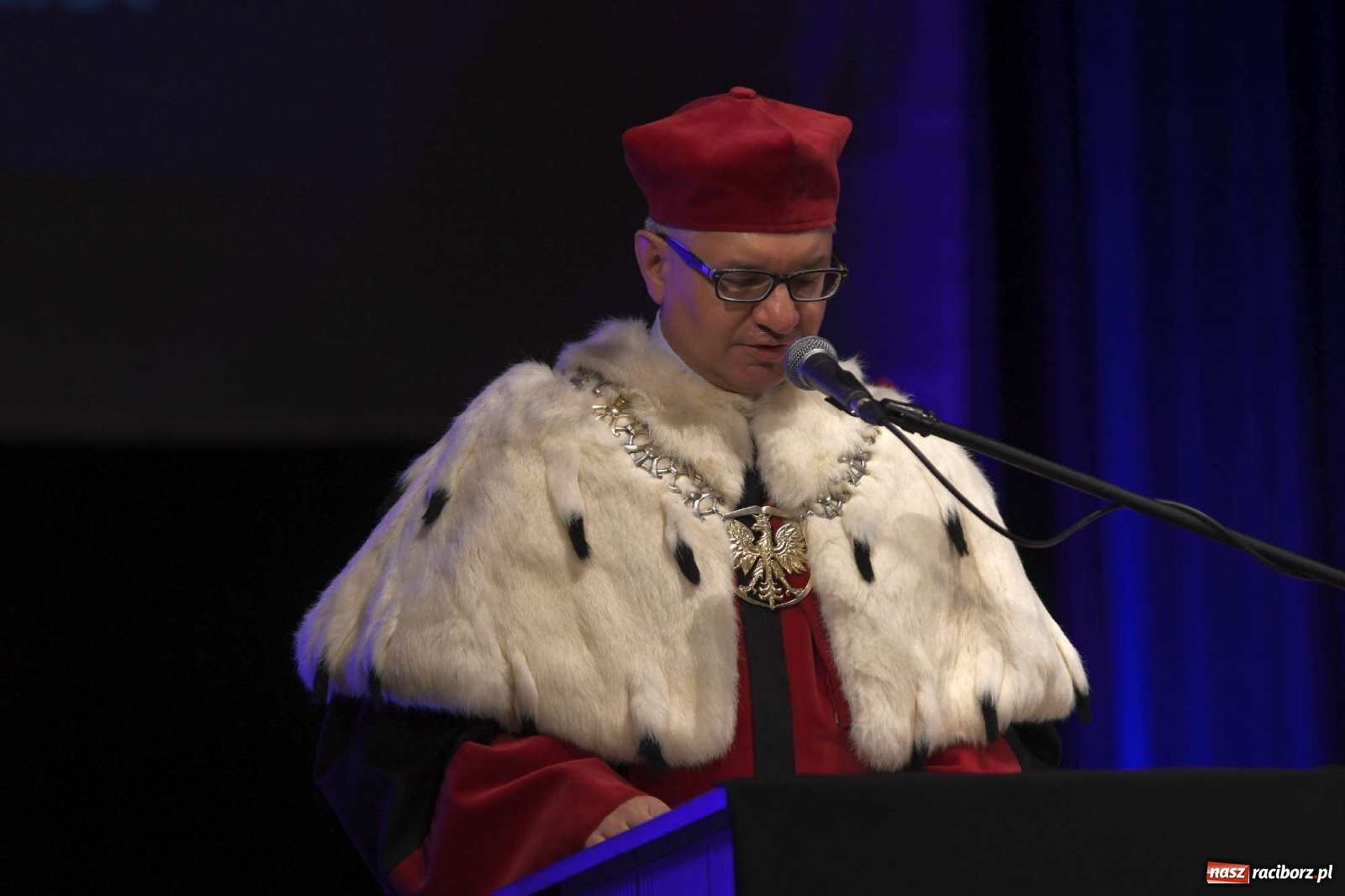 Zdjęcie w galerii na portalu naszraciborz.pl: W RCK zainaugurowano rok akademicki w PWSZ wiadomości z regionu