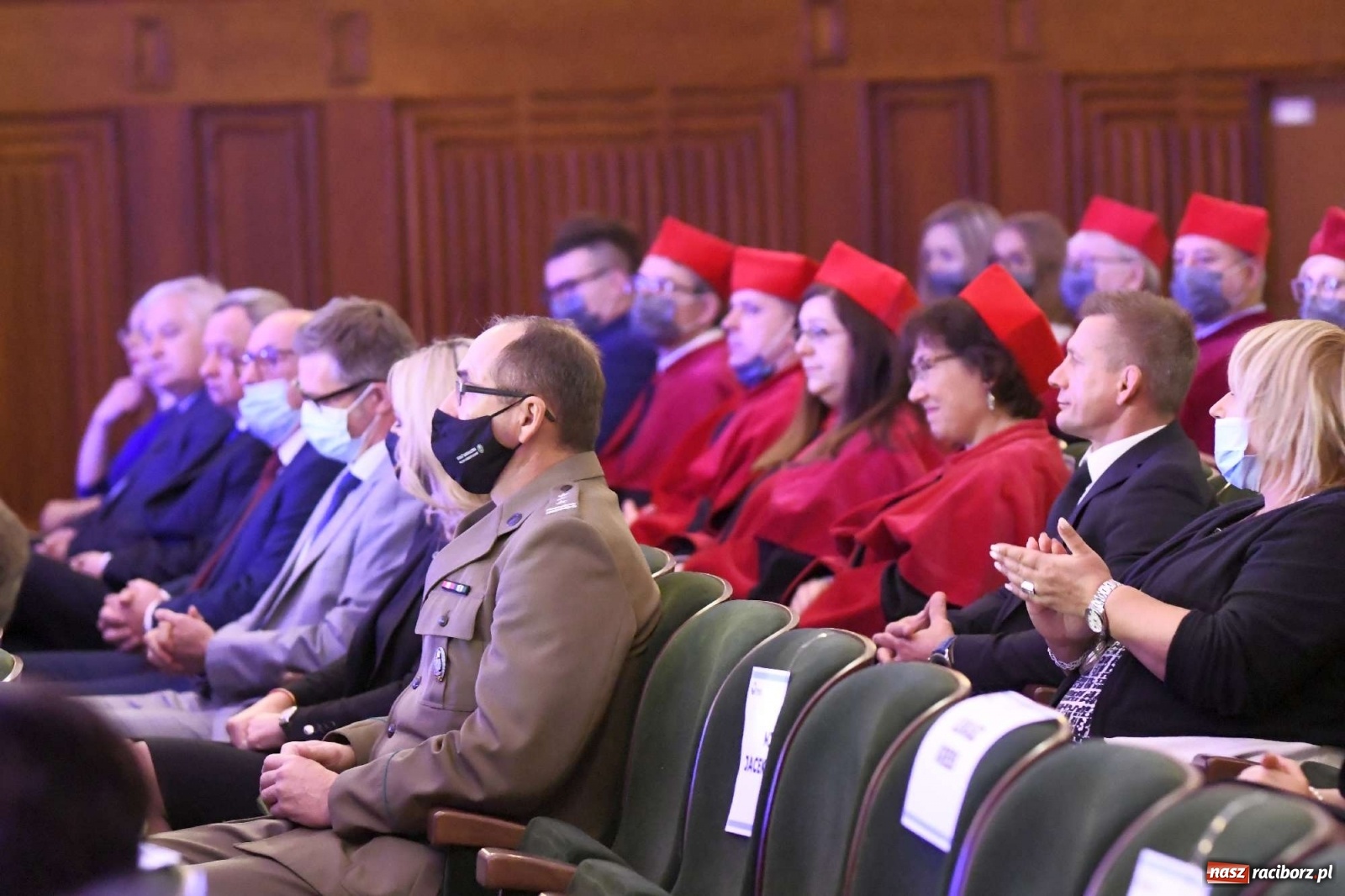 Zdjęcie w galerii na portalu naszraciborz.pl: W RCK zainaugurowano rok akademicki w PWSZ wiadomości z regionu