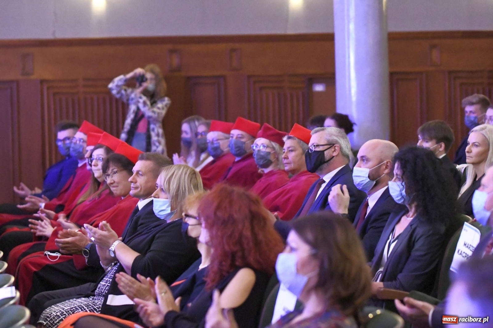 Zdjęcie w galerii na portalu naszraciborz.pl: W RCK zainaugurowano rok akademicki w PWSZ wiadomości z regionu