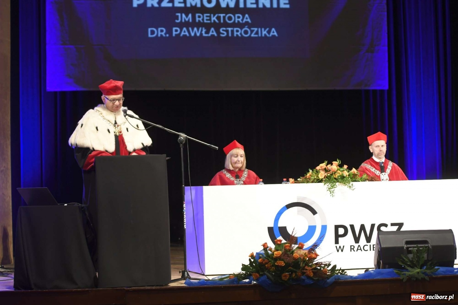 Zdjęcie w galerii na portalu naszraciborz.pl: W RCK zainaugurowano rok akademicki w PWSZ wiadomości z regionu