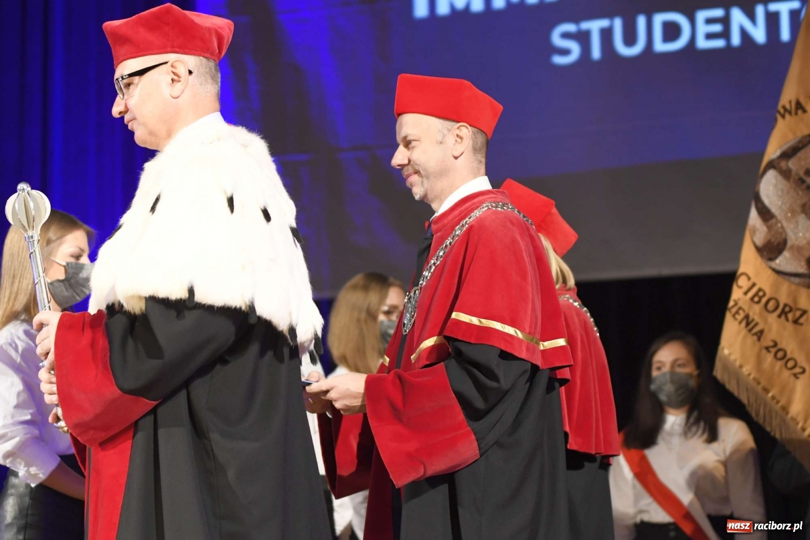 Zdjęcie w galerii na portalu naszraciborz.pl: W RCK zainaugurowano rok akademicki w PWSZ wiadomości z regionu