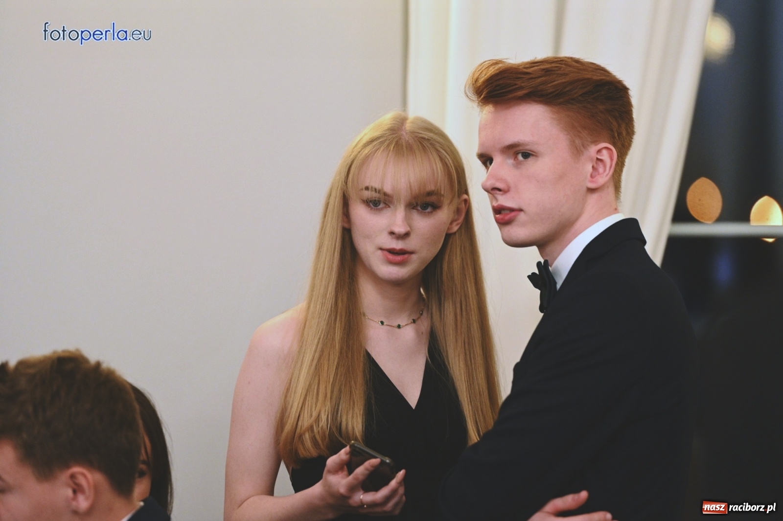 Zdjęcie w galerii na portalu naszraciborz.pl: Bale maturalne czas zacząć! I LO i Liceum Sztuk Plastycznych bawią się w Bieńkowicach wiadomości z regionu