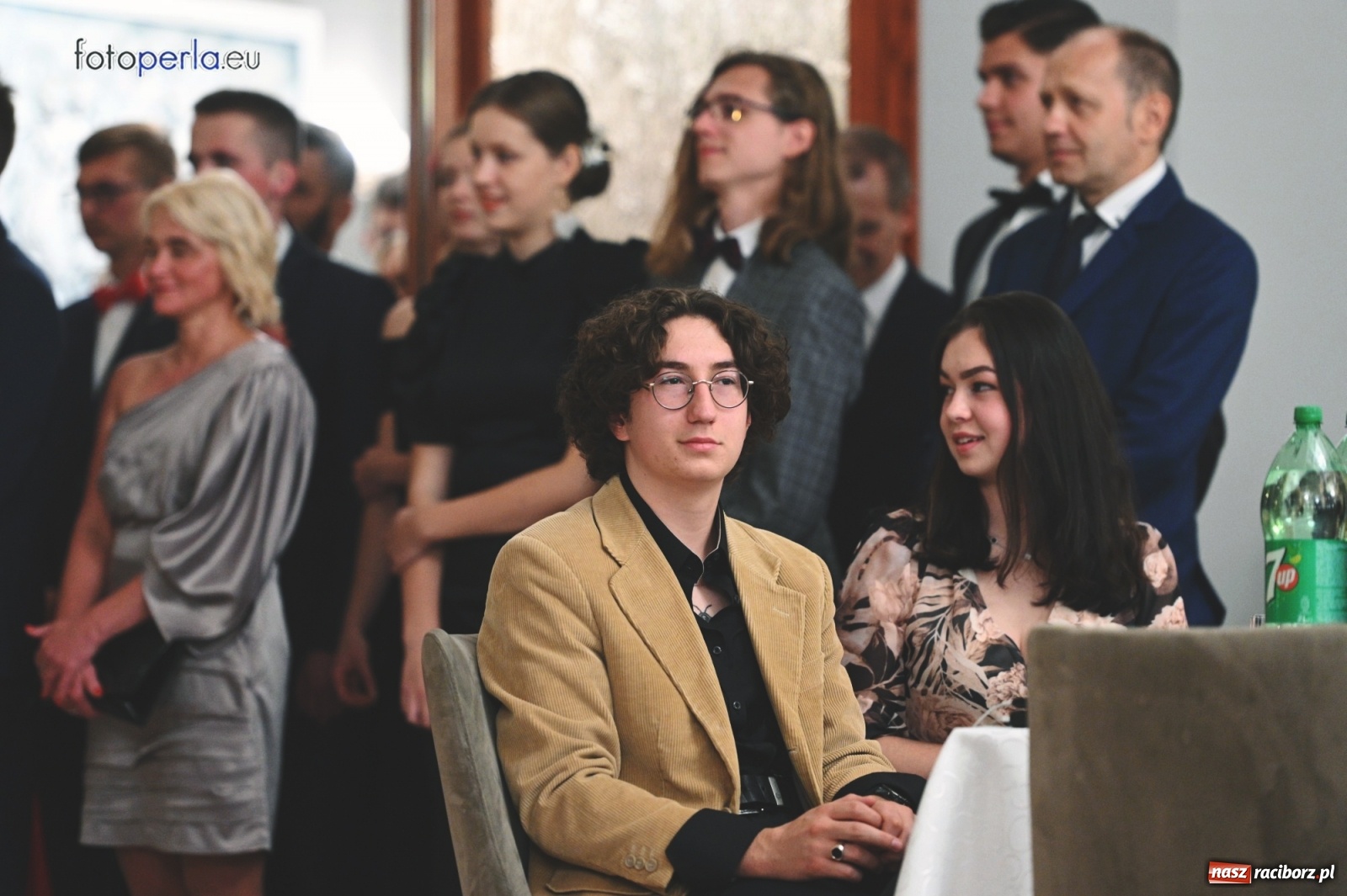 Zdjęcie w galerii na portalu naszraciborz.pl: Bale maturalne czas zacząć! I LO i Liceum Sztuk Plastycznych bawią się w Bieńkowicach wiadomości z regionu