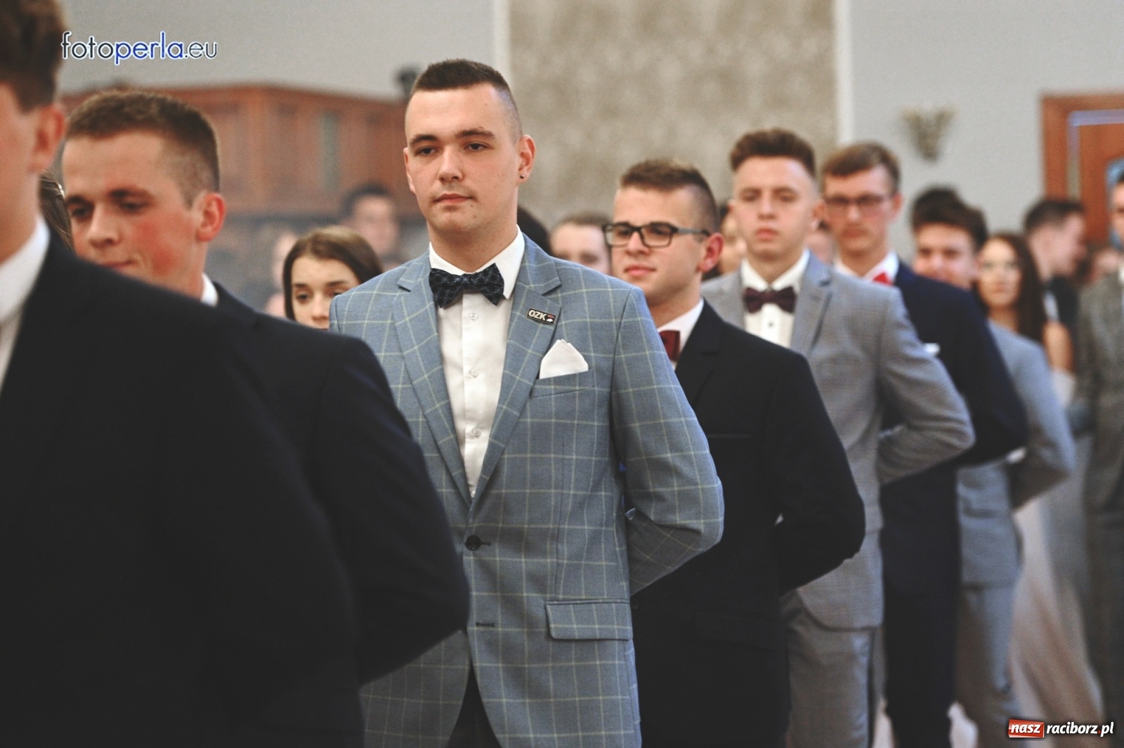 Zdjęcie w galerii na portalu naszraciborz.pl: Bale maturalne czas zacząć! I LO i Liceum Sztuk Plastycznych bawią się w Bieńkowicach wiadomości z regionu