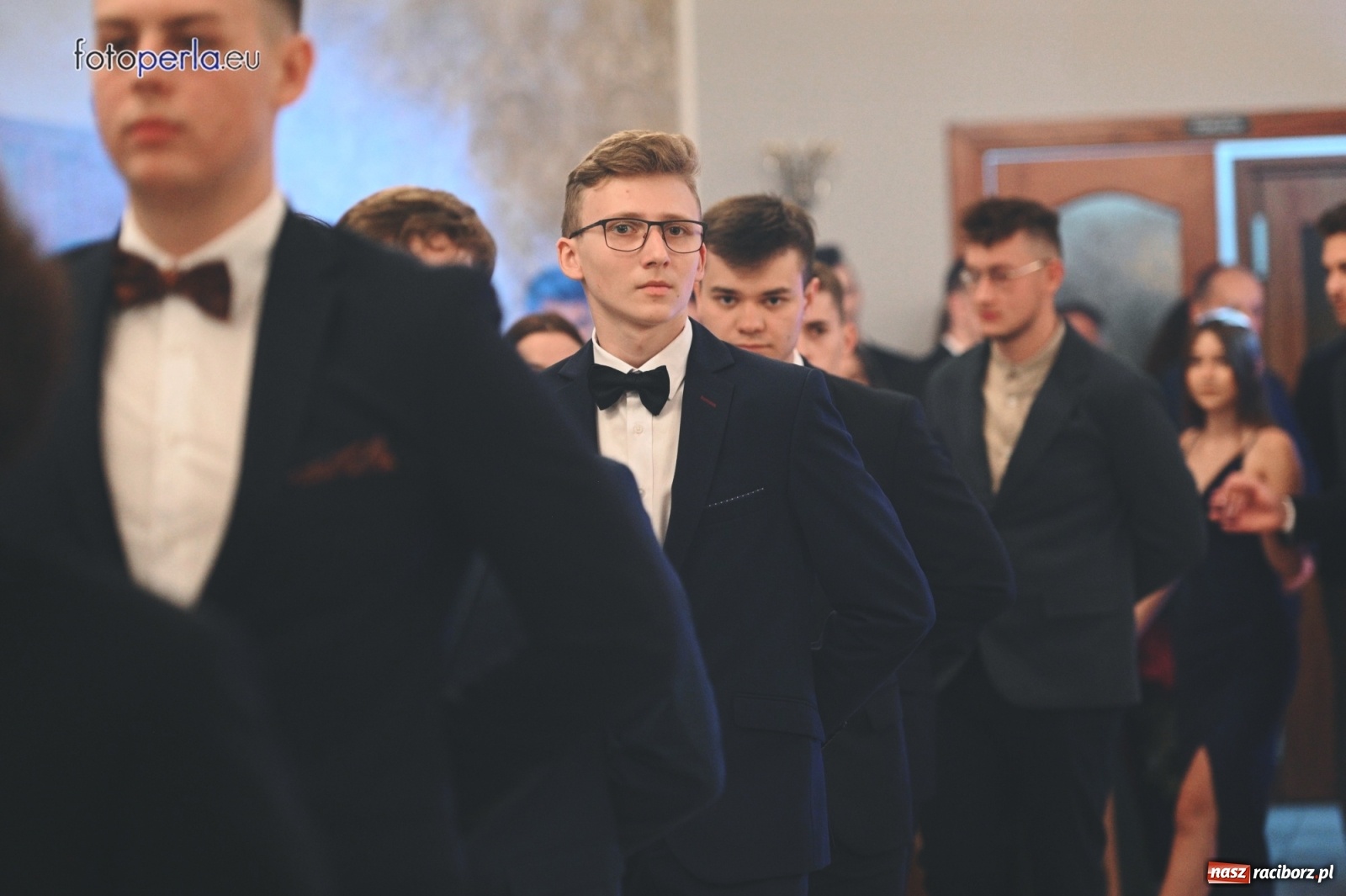 Zdjęcie w galerii na portalu naszraciborz.pl: Bale maturalne czas zacząć! I LO i Liceum Sztuk Plastycznych bawią się w Bieńkowicach wiadomości z regionu