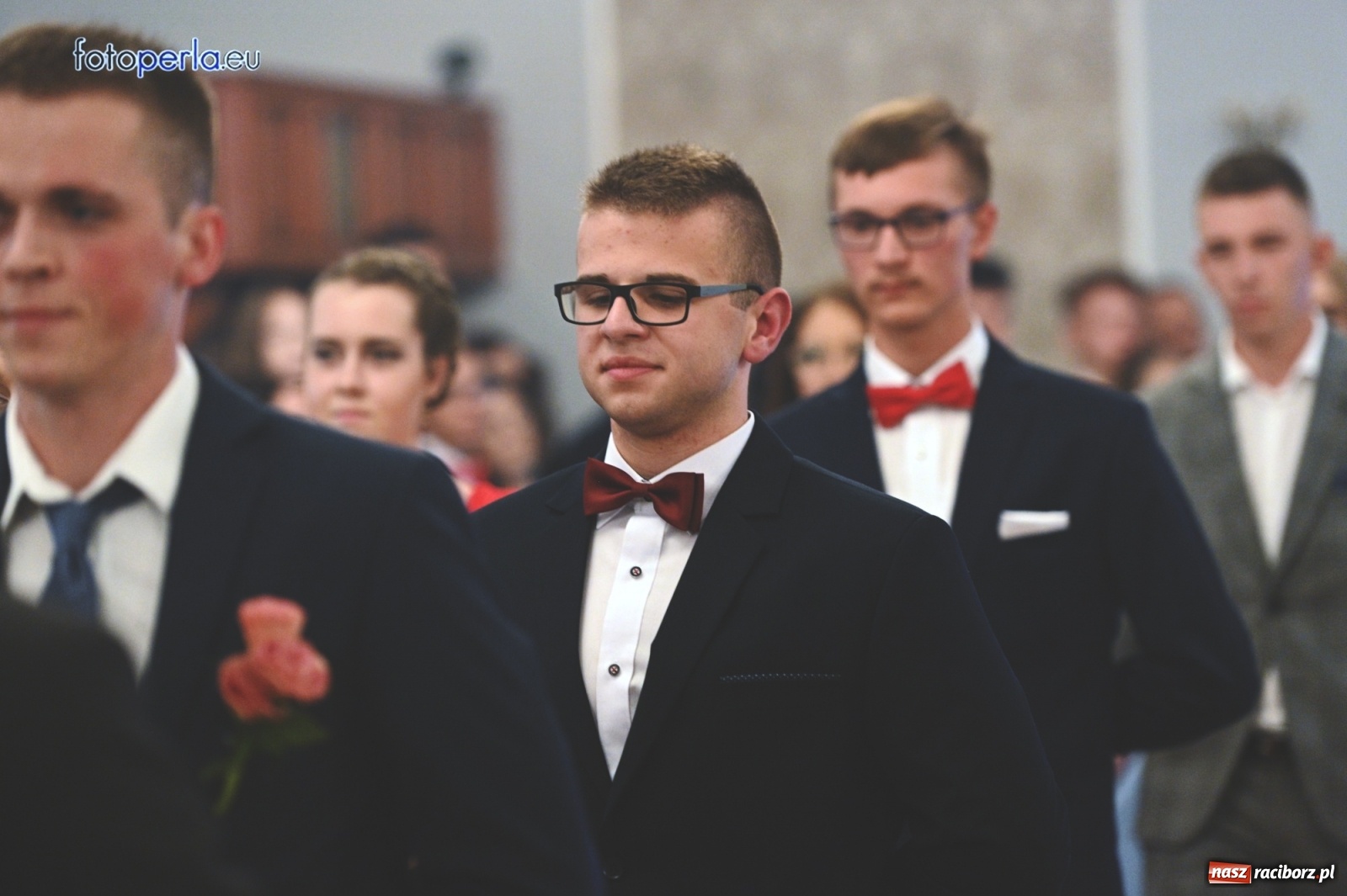 Zdjęcie w galerii na portalu naszraciborz.pl: Bale maturalne czas zacząć! I LO i Liceum Sztuk Plastycznych bawią się w Bieńkowicach wiadomości z regionu