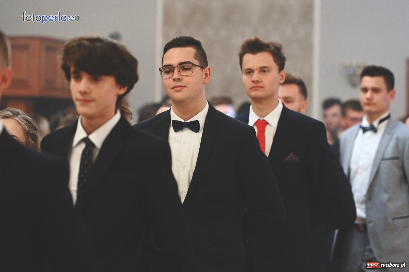 Zdjęcie w galerii na portalu naszraciborz.pl: Bale maturalne czas zacząć! I LO i Liceum Sztuk Plastycznych bawią się w Bieńkowicach wiadomości z regionu