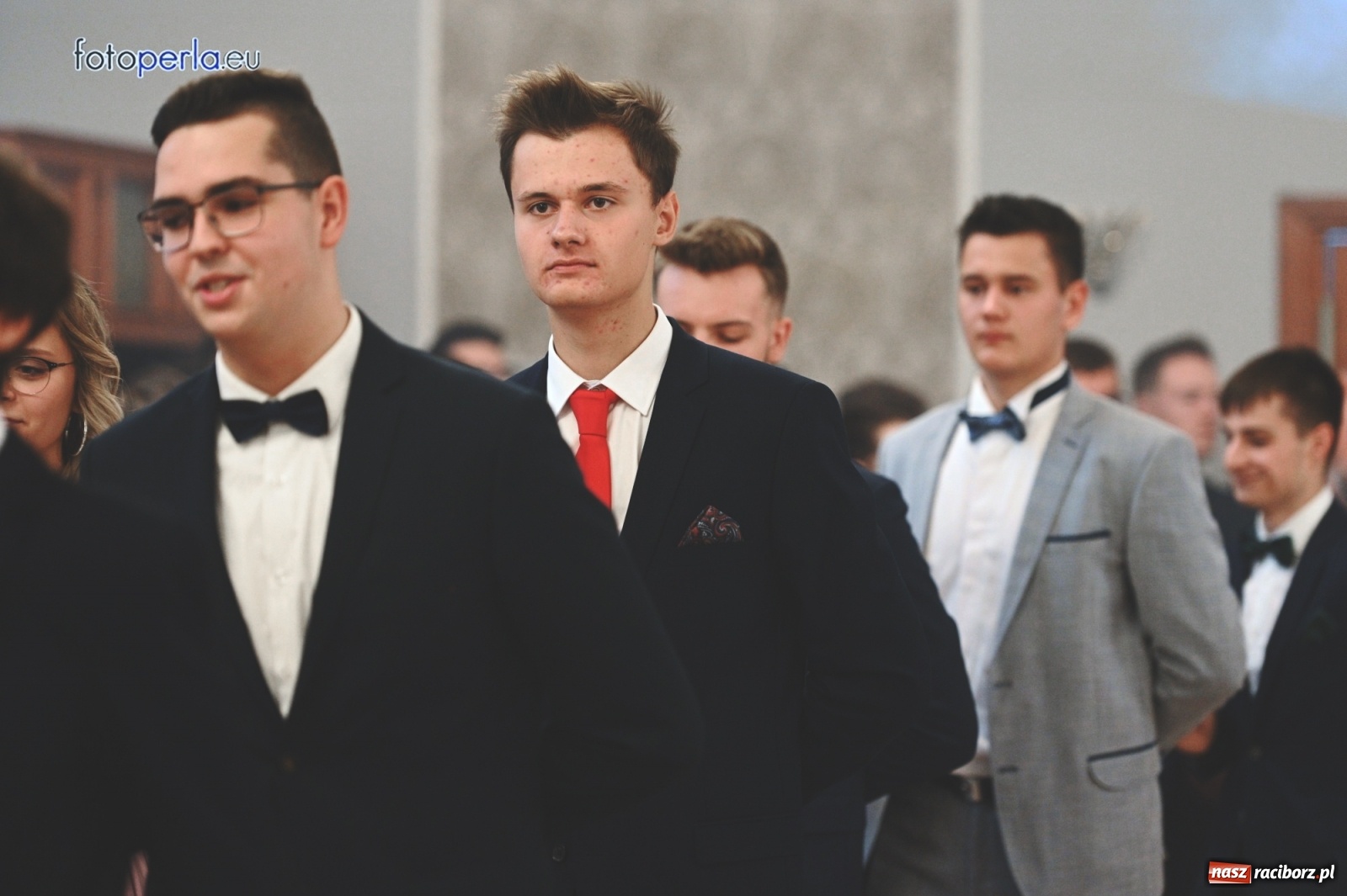 Zdjęcie w galerii na portalu naszraciborz.pl: Bale maturalne czas zacząć! I LO i Liceum Sztuk Plastycznych bawią się w Bieńkowicach wiadomości z regionu