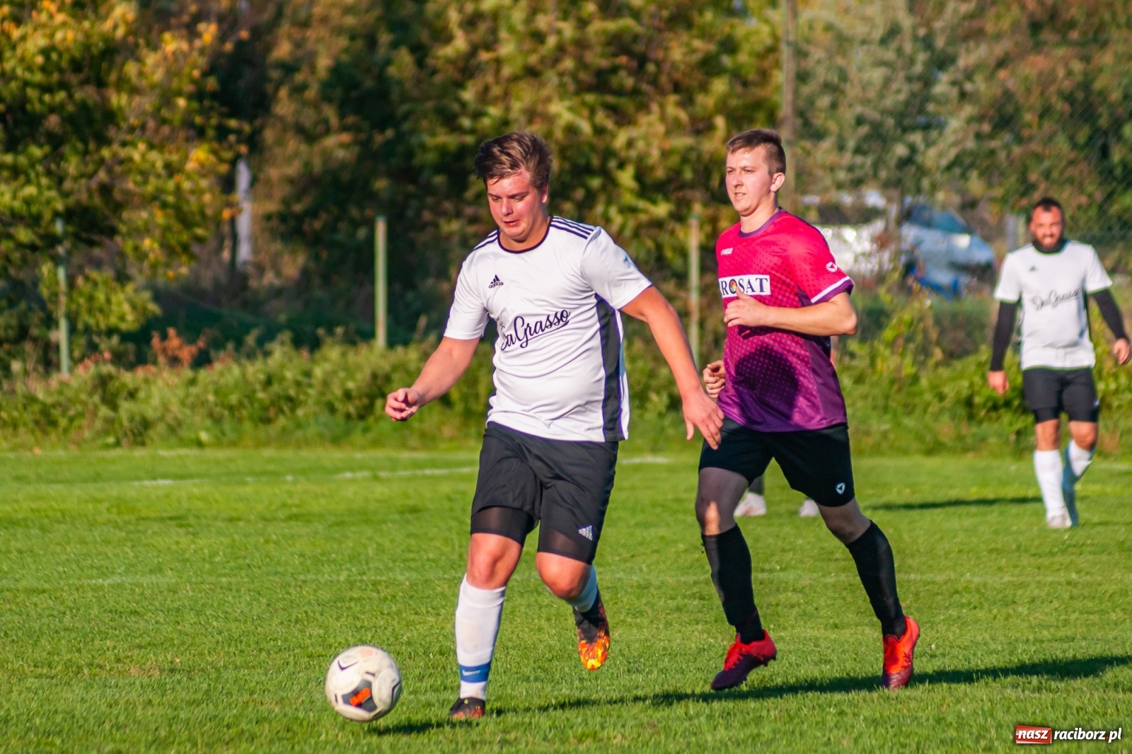 Zdjęcie w galerii na portalu naszraciborz.pl: Leszek Nieckarz Show na Płoni. Pierwsze punkty Wichru [FOTO] wiadomości z regionu