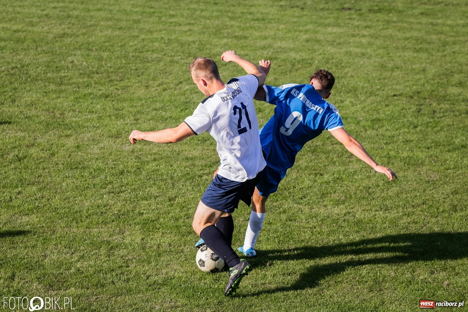 Zdjęcie w galerii na portalu naszraciborz.pl: Pietraszyn pokonał Ocice i zasiadł w fotelu lidera [FOTO] wiadomości z regionu