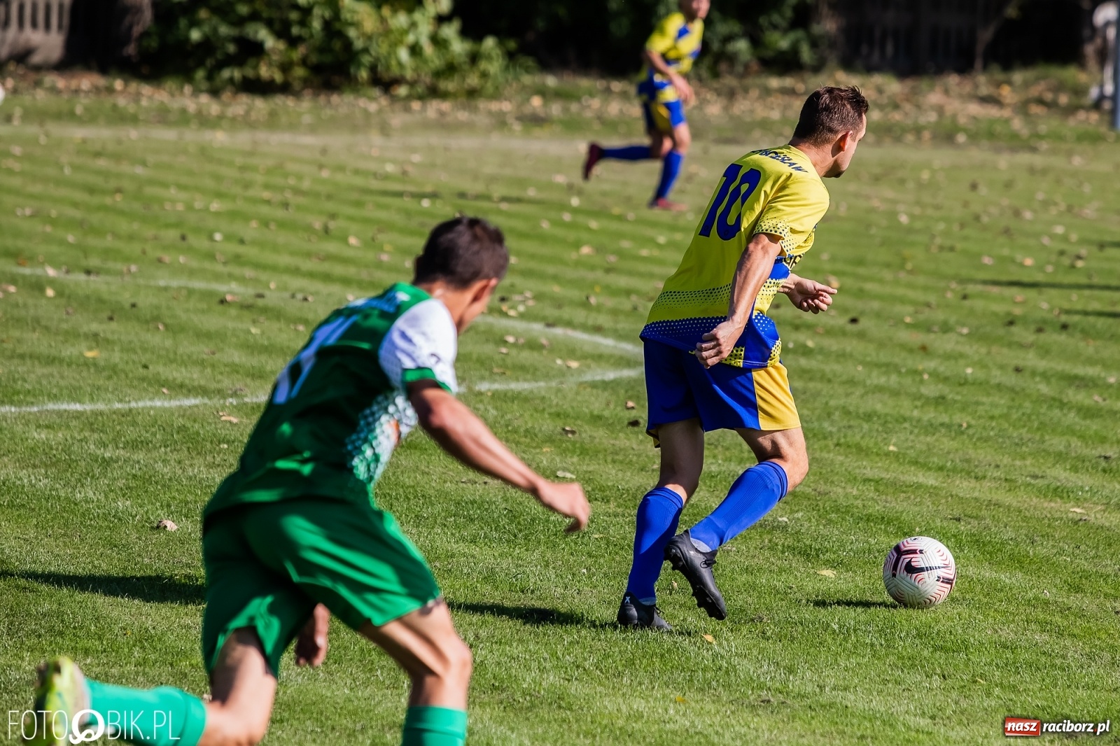 Zdjęcie w galerii na portalu naszraciborz.pl: Rezerwy Owsiszcz Ruch pokonały i komplet punktów zainkasowały [FOTO] wiadomości z regionu
