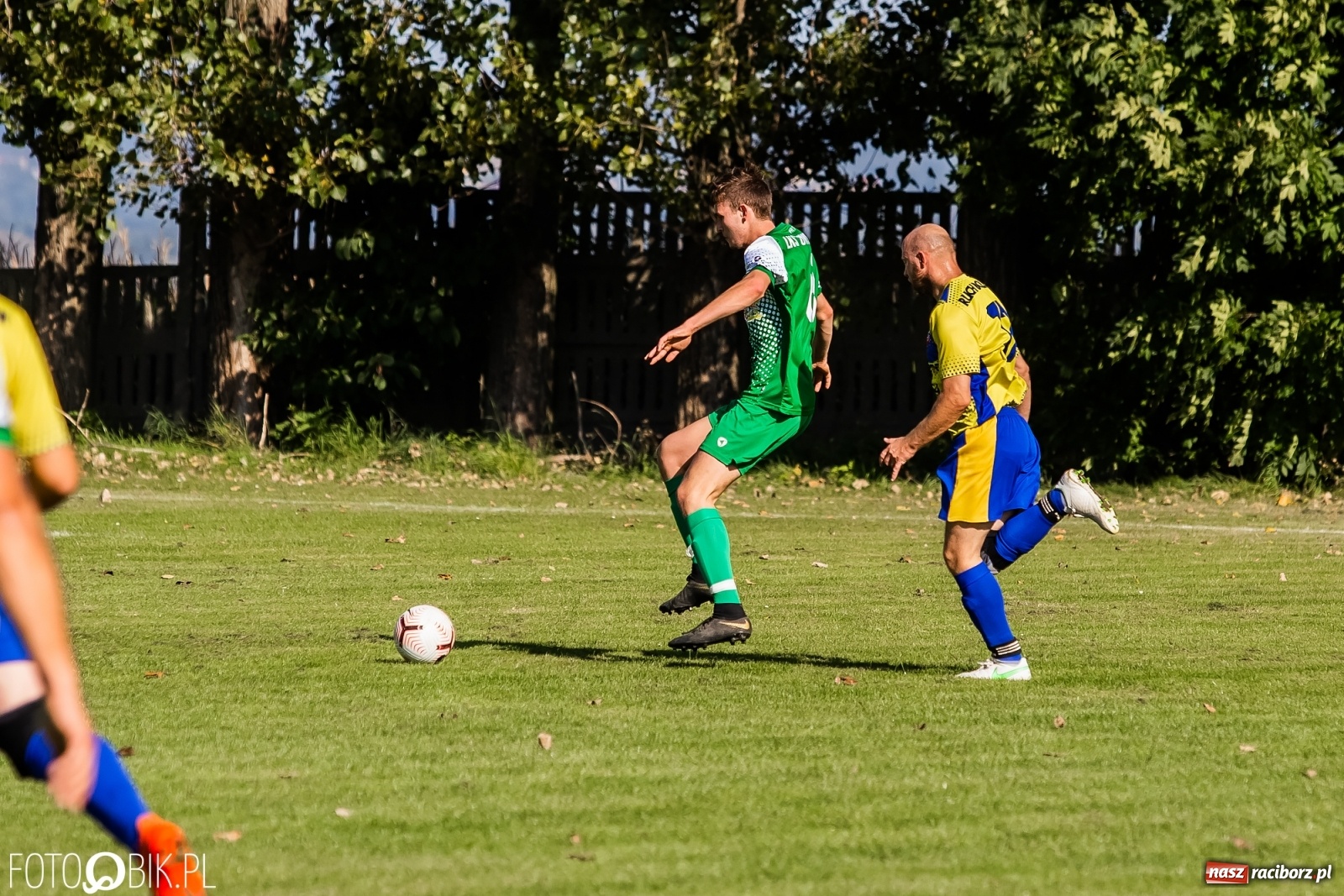 Zdjęcie w galerii na portalu naszraciborz.pl: Rezerwy Owsiszcz Ruch pokonały i komplet punktów zainkasowały [FOTO] wiadomości z regionu