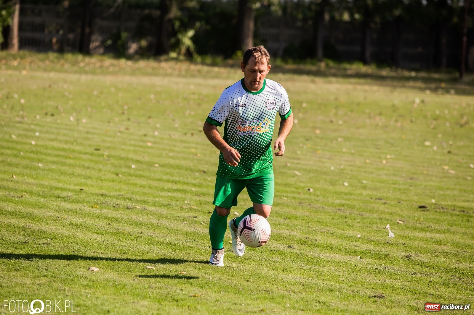 Zdjęcie w galerii na portalu naszraciborz.pl: Rezerwy Owsiszcz Ruch pokonały i komplet punktów zainkasowały [FOTO] wiadomości z regionu