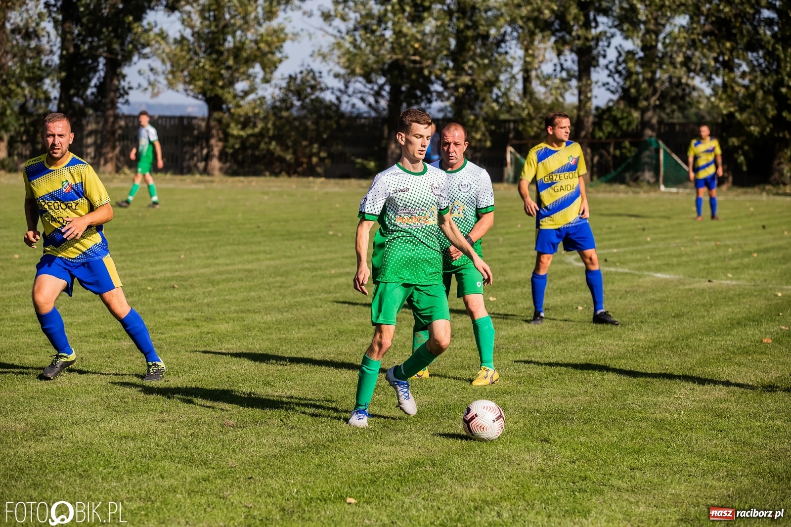 Zdjęcie w galerii na portalu naszraciborz.pl: Rezerwy Owsiszcz Ruch pokonały i komplet punktów zainkasowały [FOTO] wiadomości z regionu