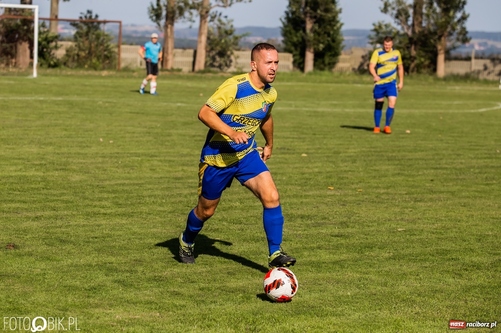Zdjęcie w galerii na portalu naszraciborz.pl: Rezerwy Owsiszcz Ruch pokonały i komplet punktów zainkasowały [FOTO] wiadomości z regionu